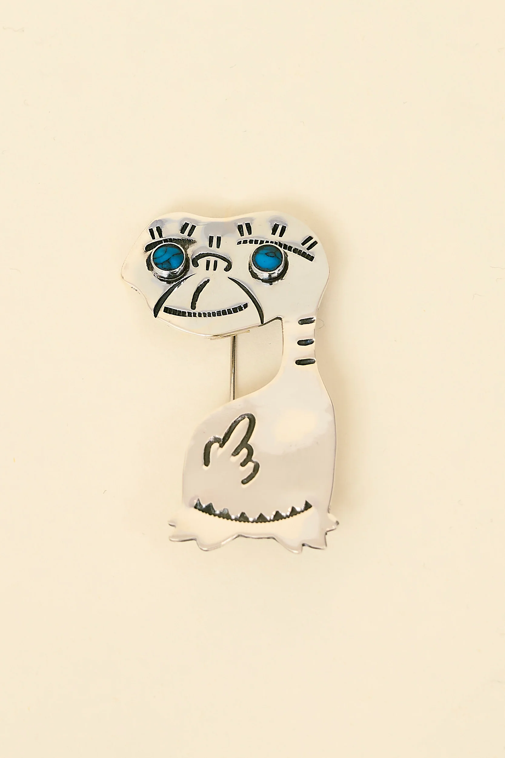Munqa Alien Brooch