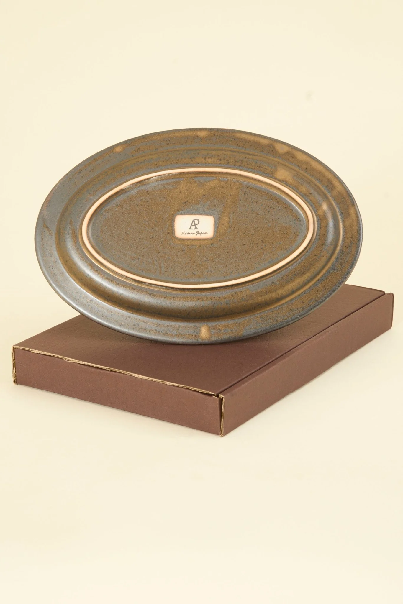CHIPS Inc. Ancient Pottery Oval Plate - Brass - Image 4