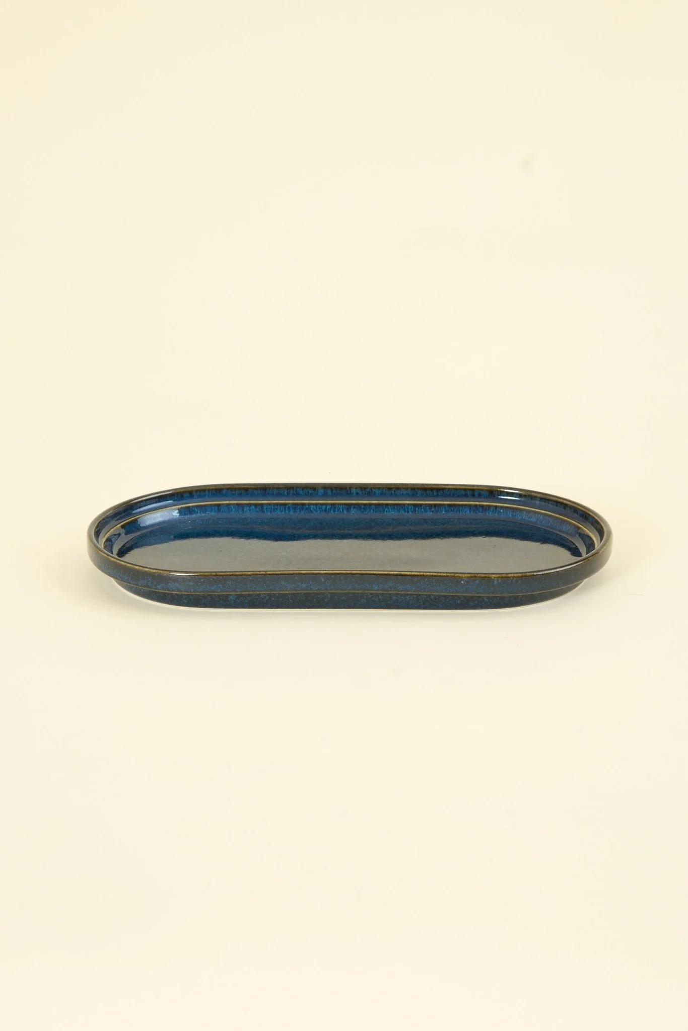 CHIPS Inc. Smith Stacking Oval Plate - Navy - Image 3
