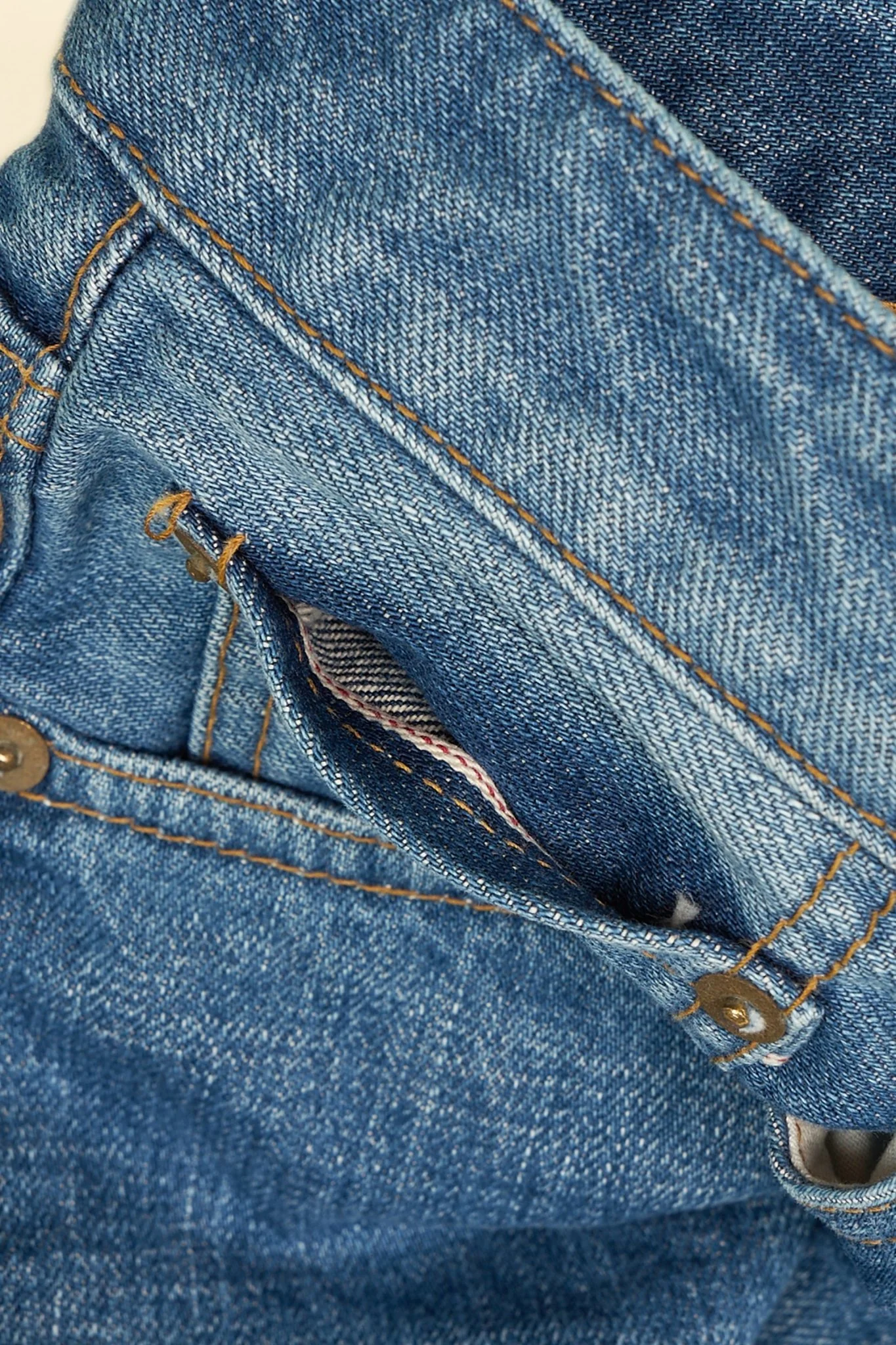 Japan Blue J401 US Classic Straight Mid Wash Selvedge Denim - 14.8oz - Image 8