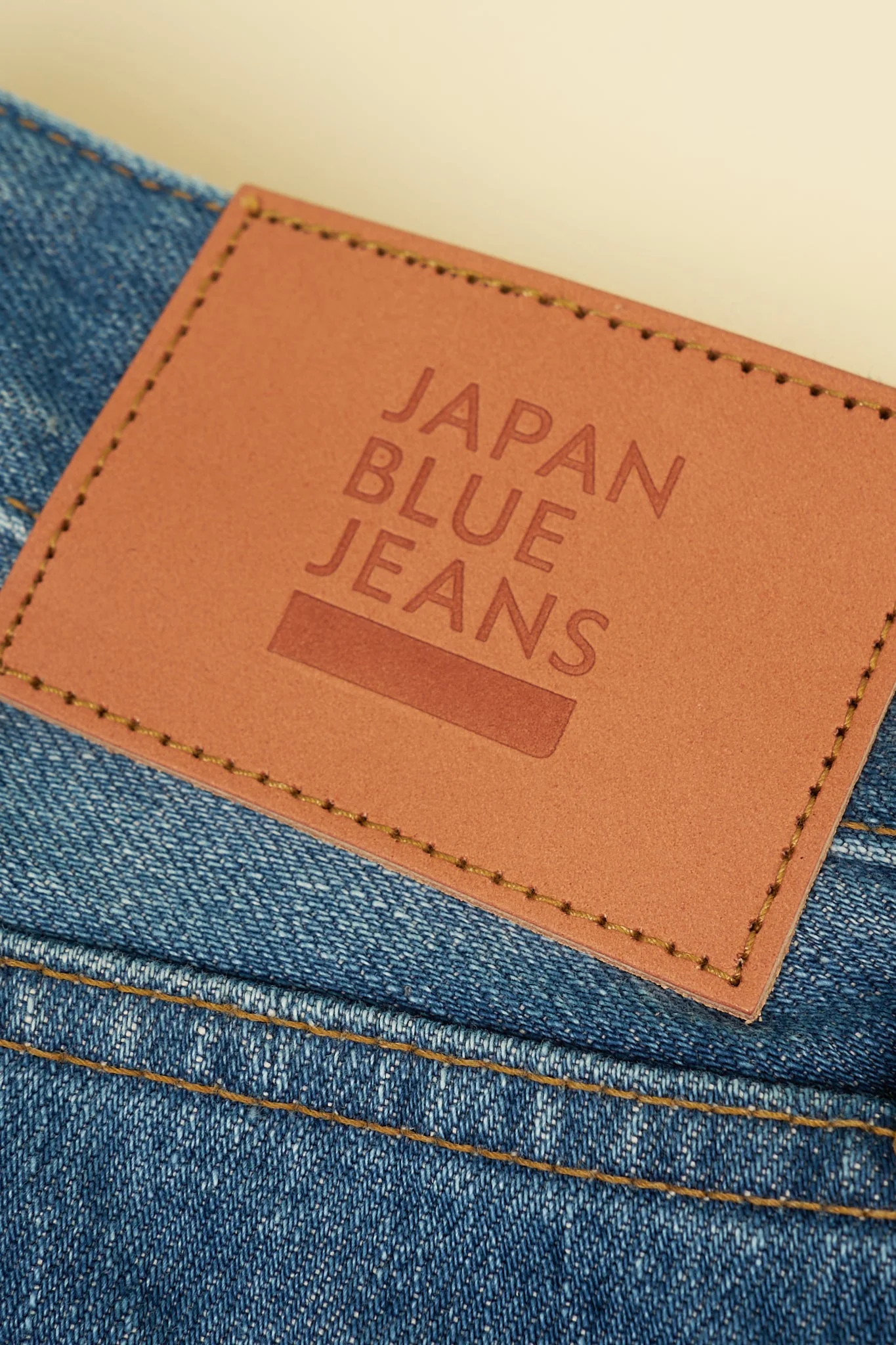 Japan Blue J404 Africa Classic Straight Mid Wash Selvedge Denim - 12.5oz - Image 3