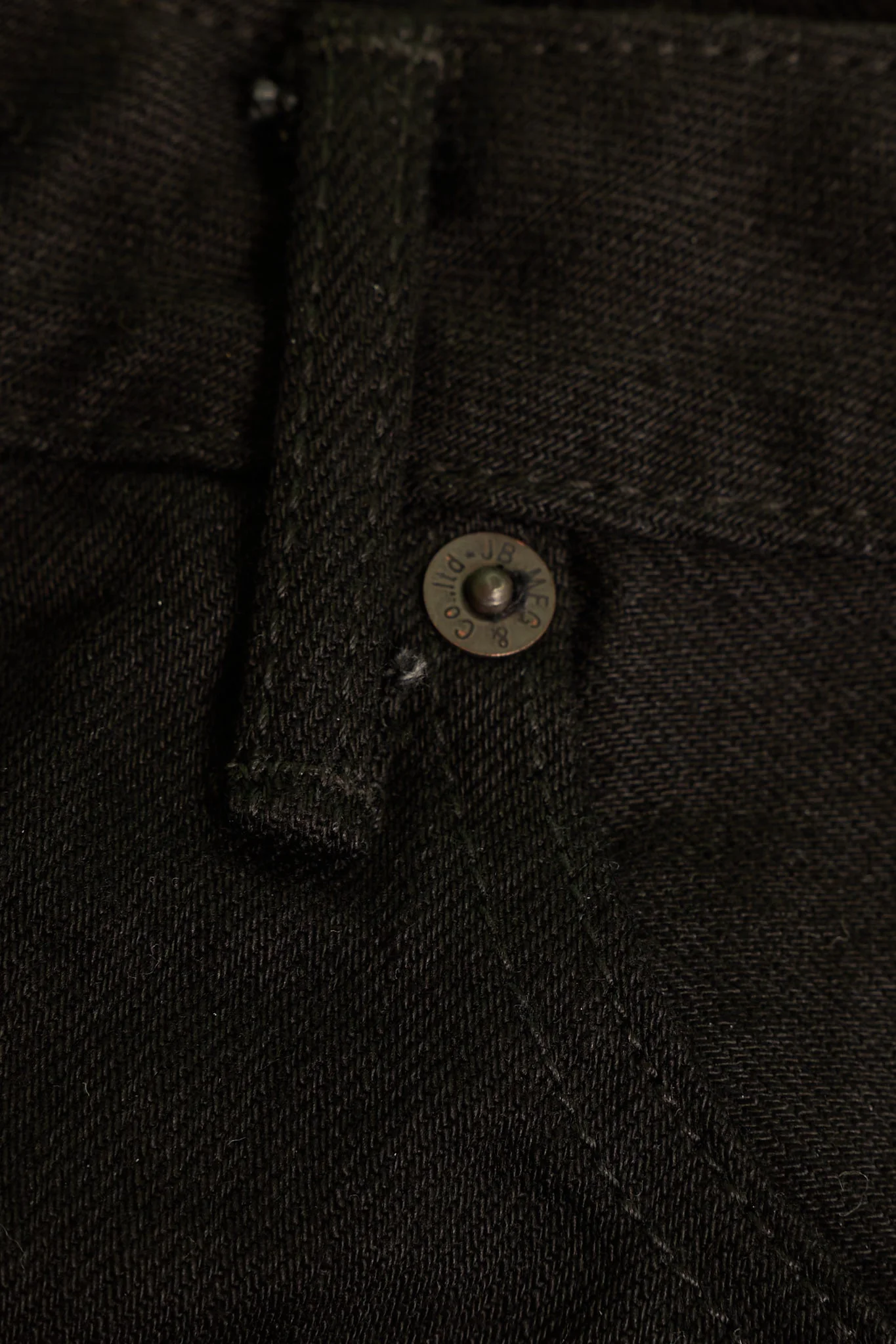 Japan Blue J414 Black Classic Straight Selvedge Denim - 14oz - Image 9