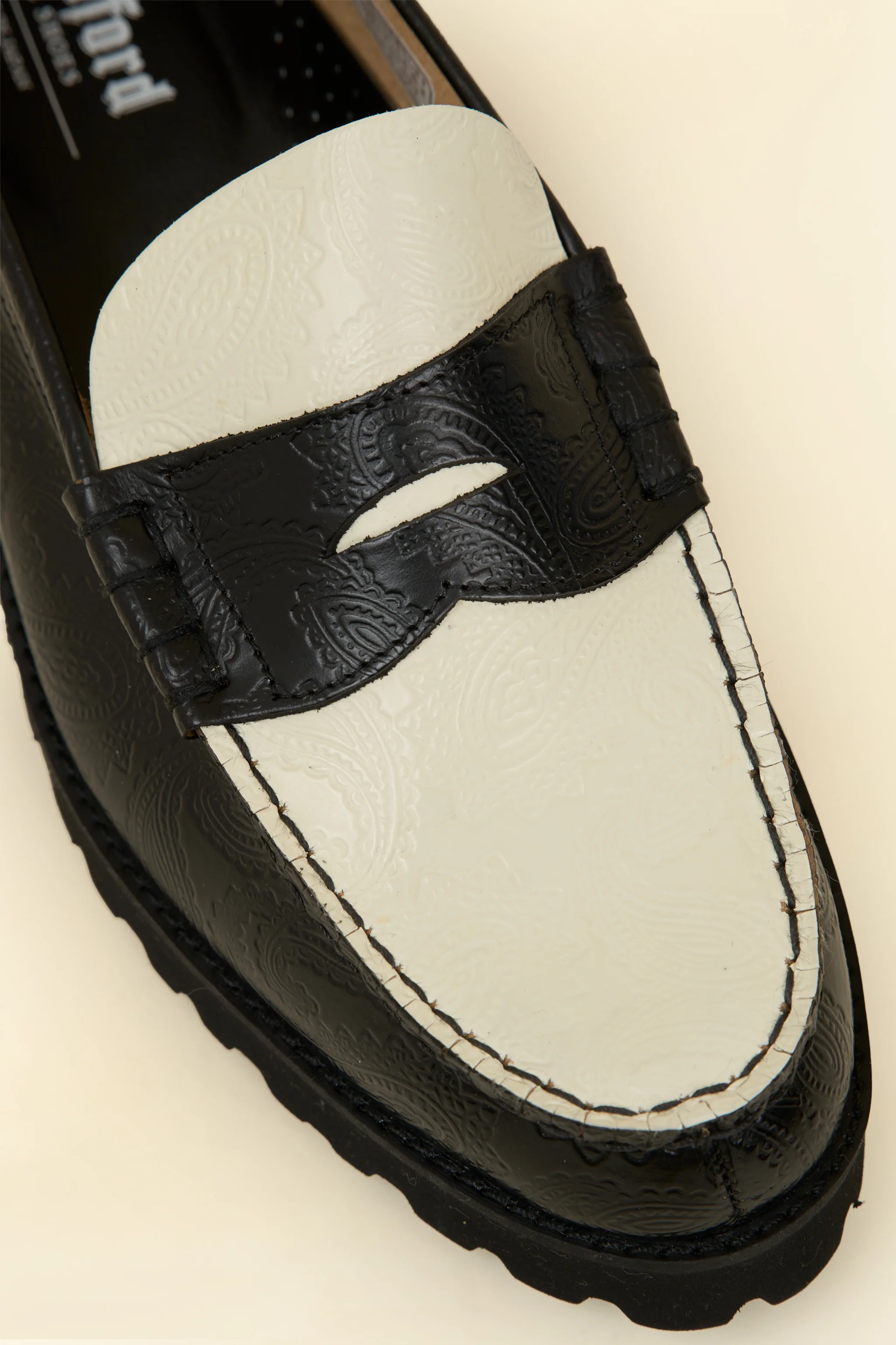 Kenford Shoes Tank Sole Loafer - Black/White Paisley - Image 7