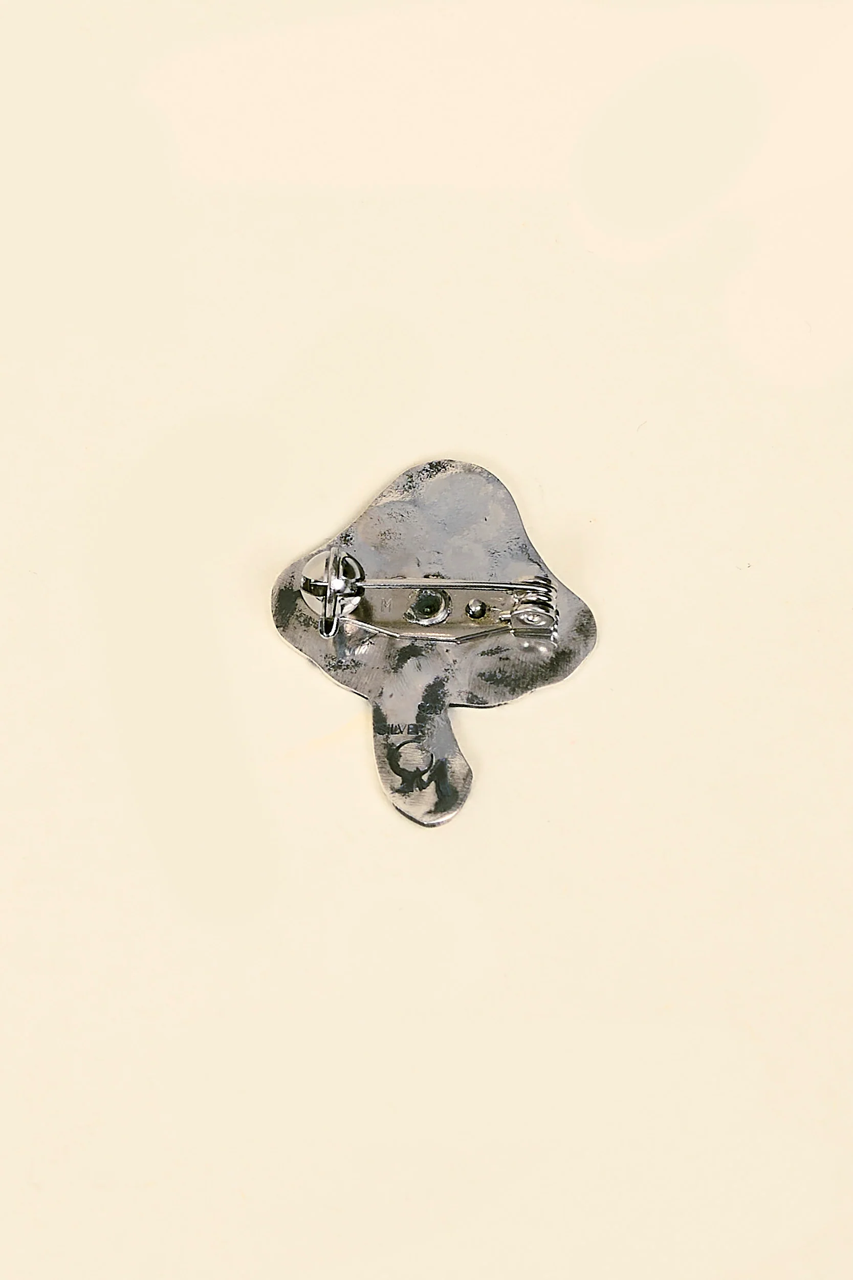 Munqa Mushroom Pin - Image 2