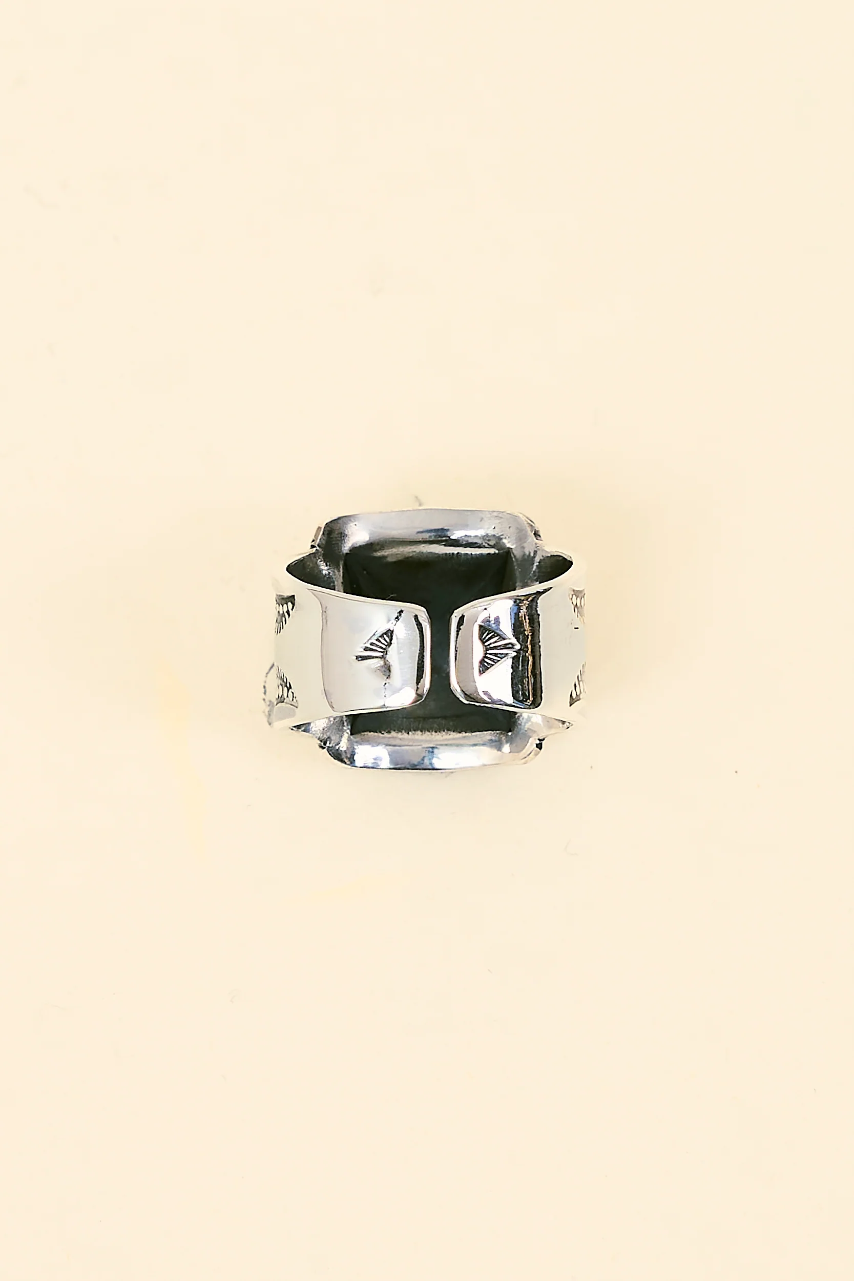 Munqa Pyramid Smile Ring - Image 3