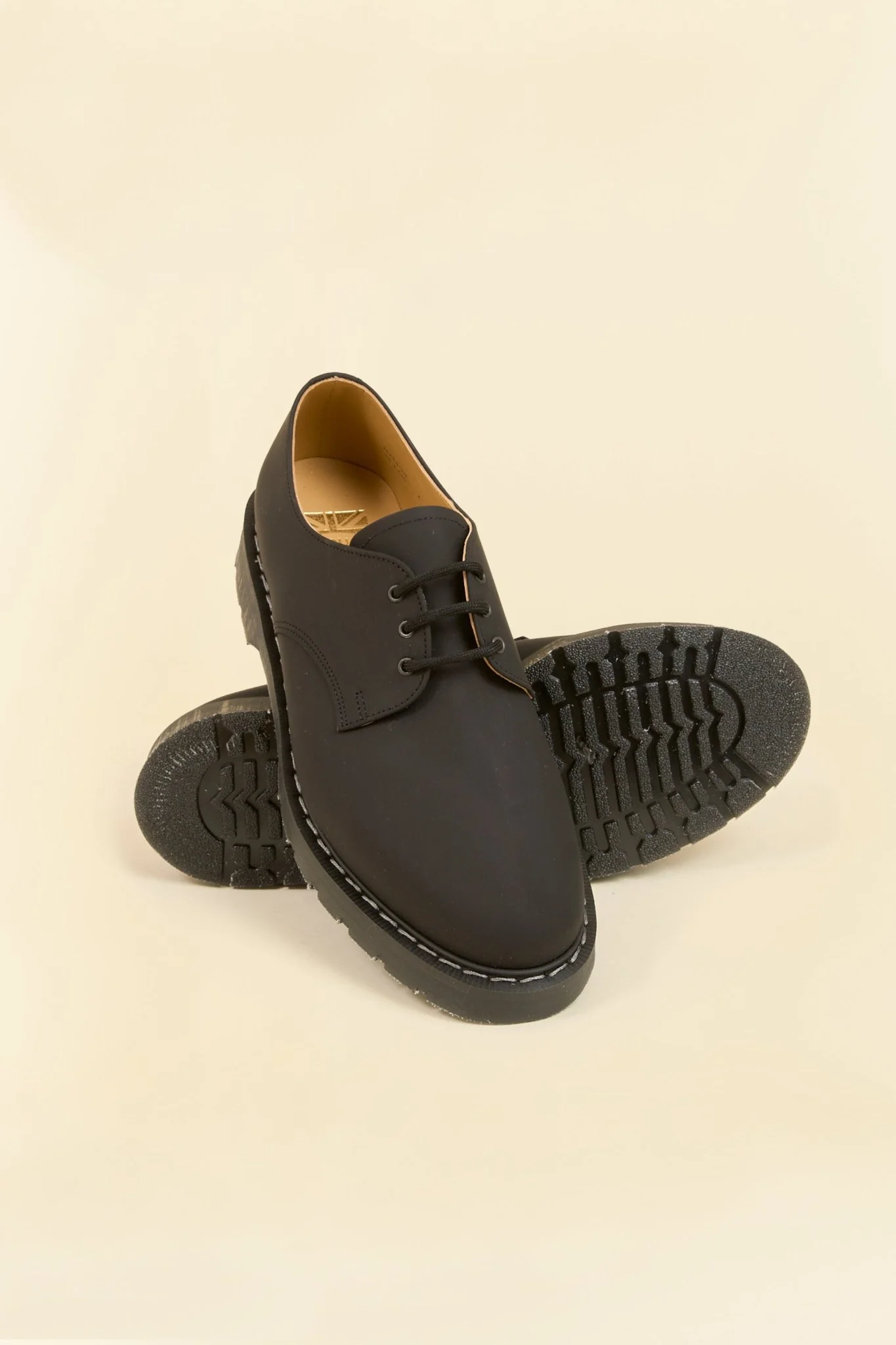 Solovair 3 Eye Gibson Shoe - Black Greasy - Image 4