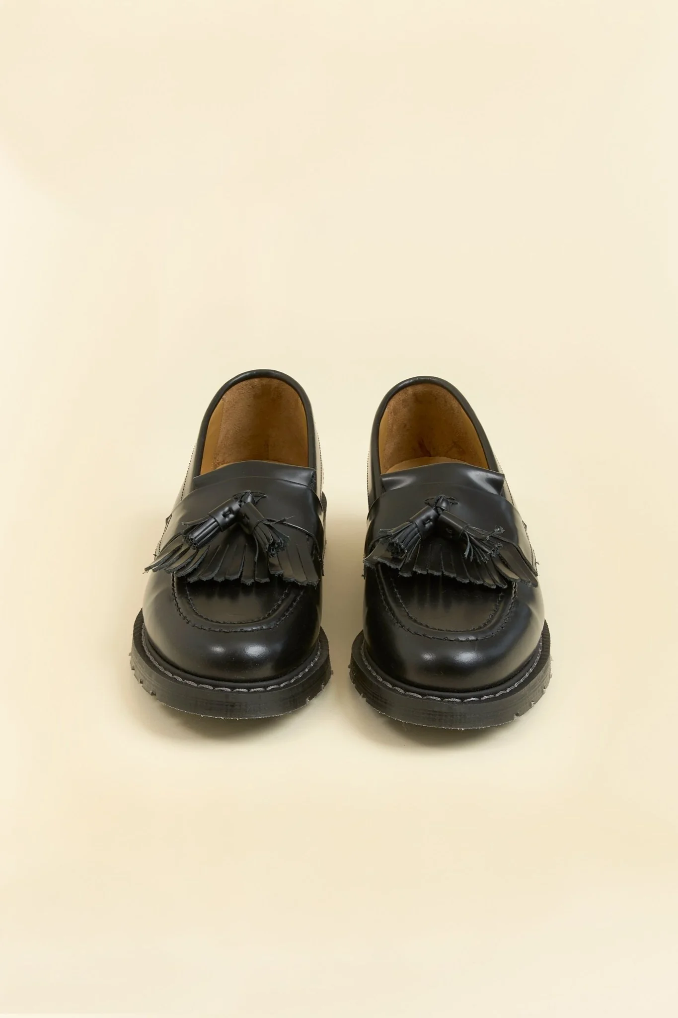 Solovair Tassel Loafer - Black Hi Shine - Image 2