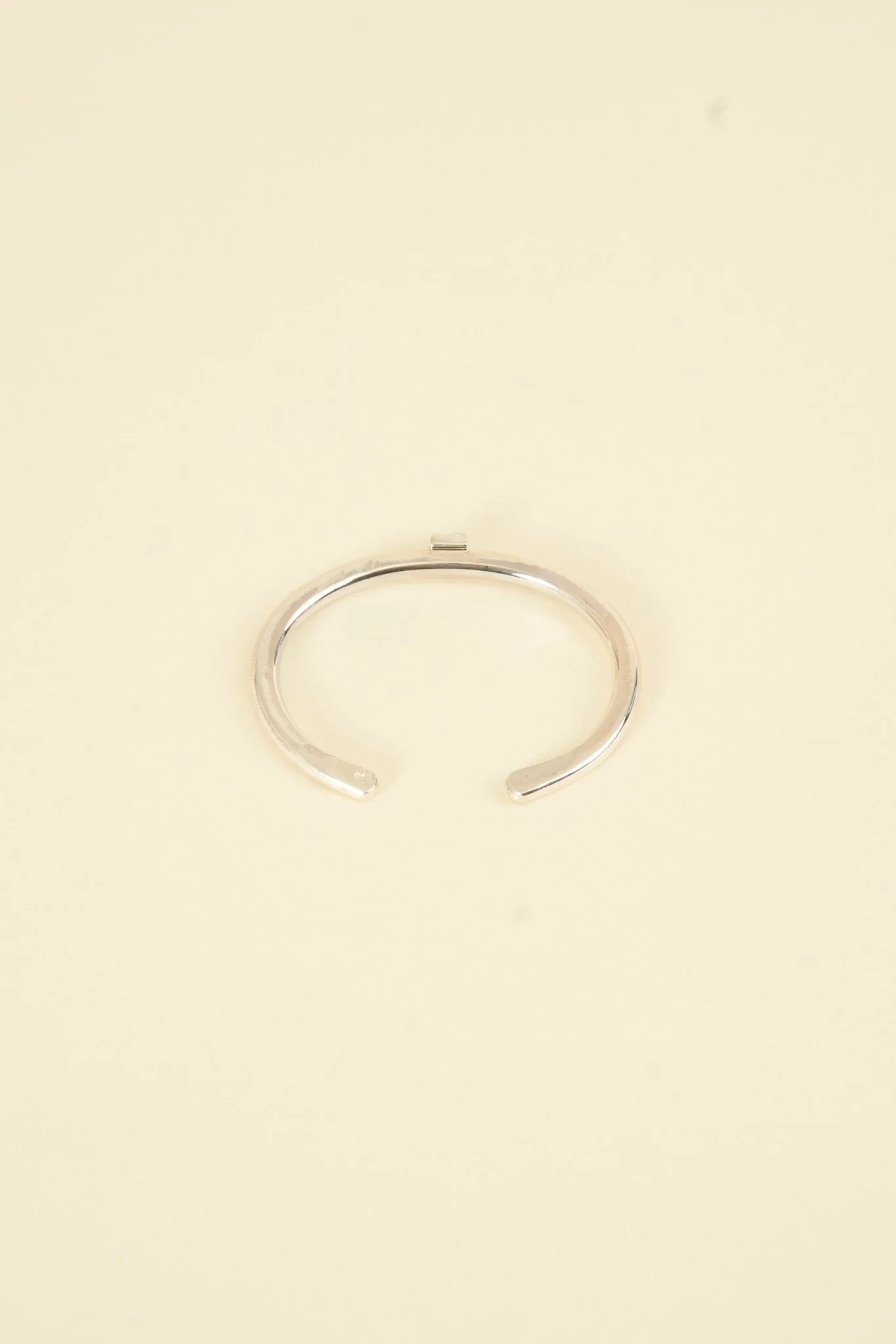 SunKu Roller Press Bangle - Silver / Turquoise - Image 5