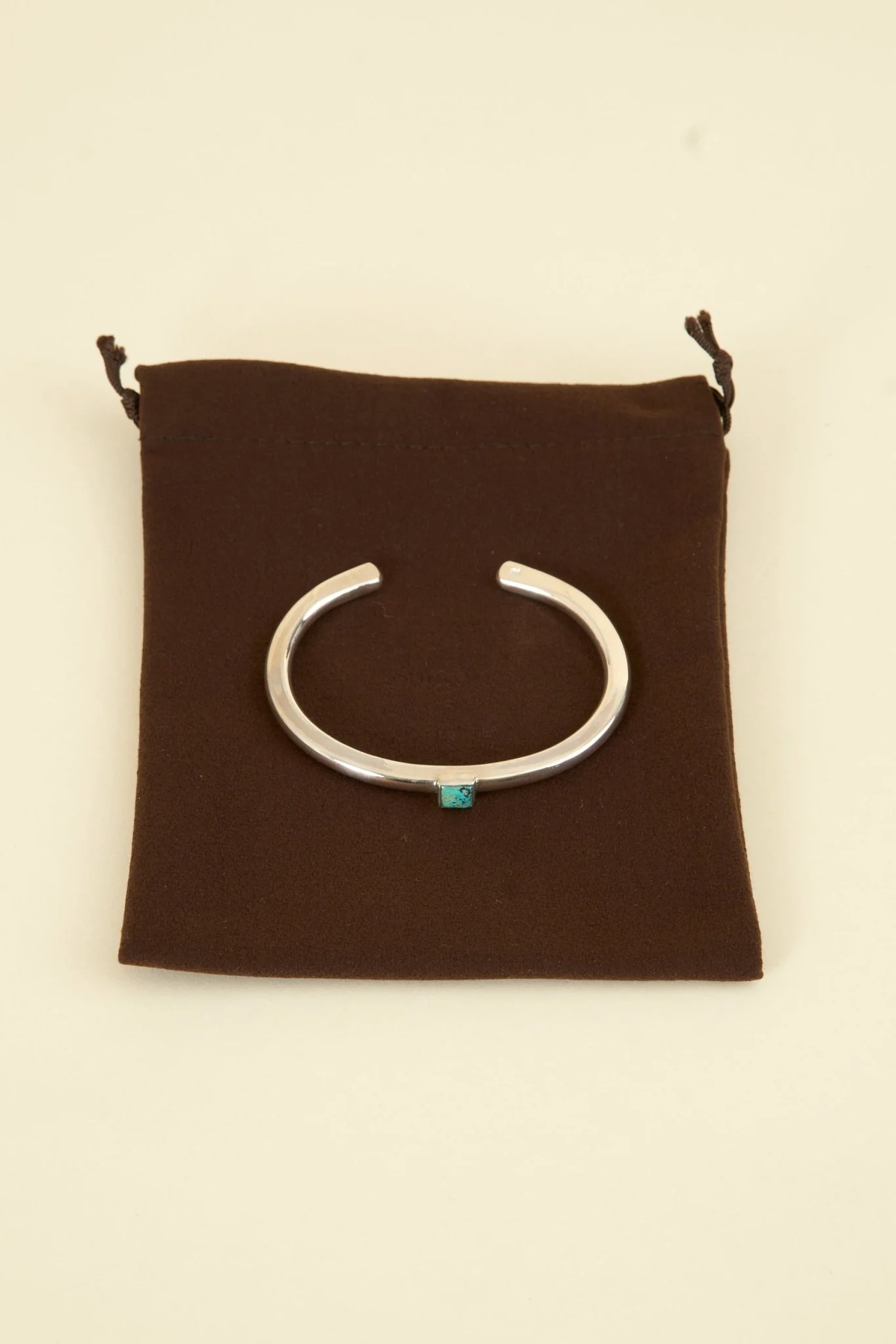 SunKu Roller Press Bangle - Silver / Turquoise - Image 6
