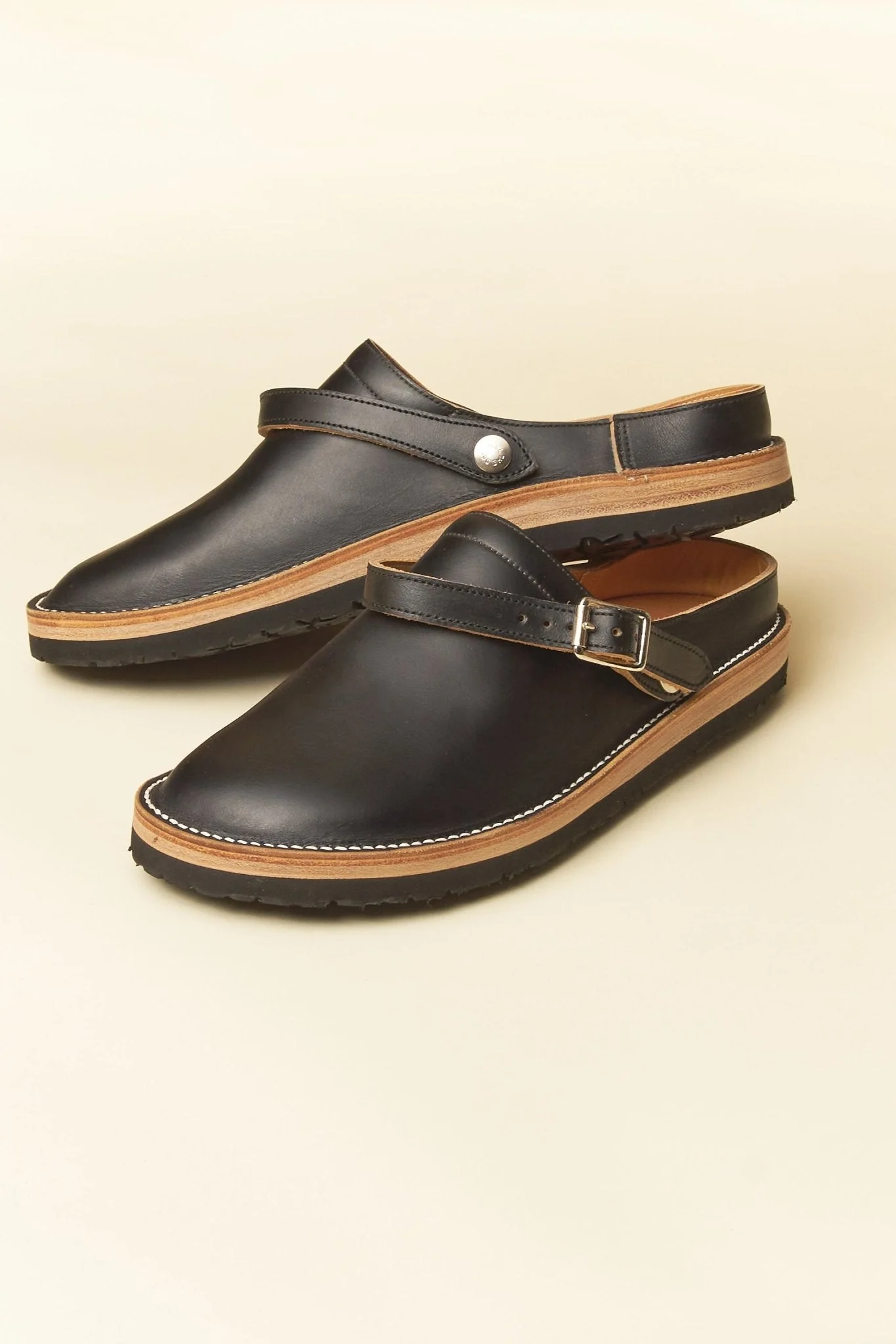 Zerrows Sabot Sandal - Black - Image 4